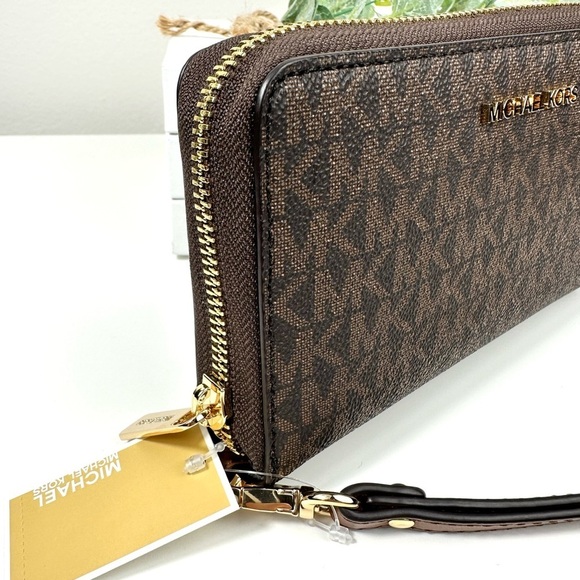 MICHAEL KORS Wallet NWT - Picture 9 of 9